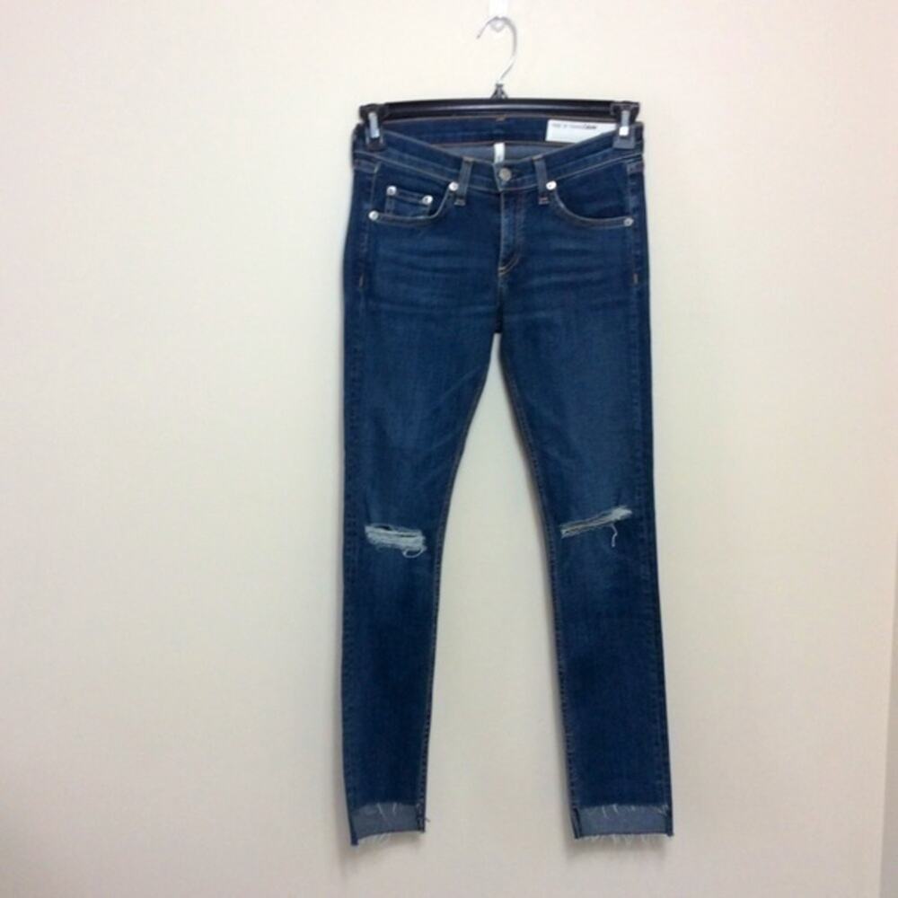 Rag & Bone vashion step up distressed denim capris. Size 25